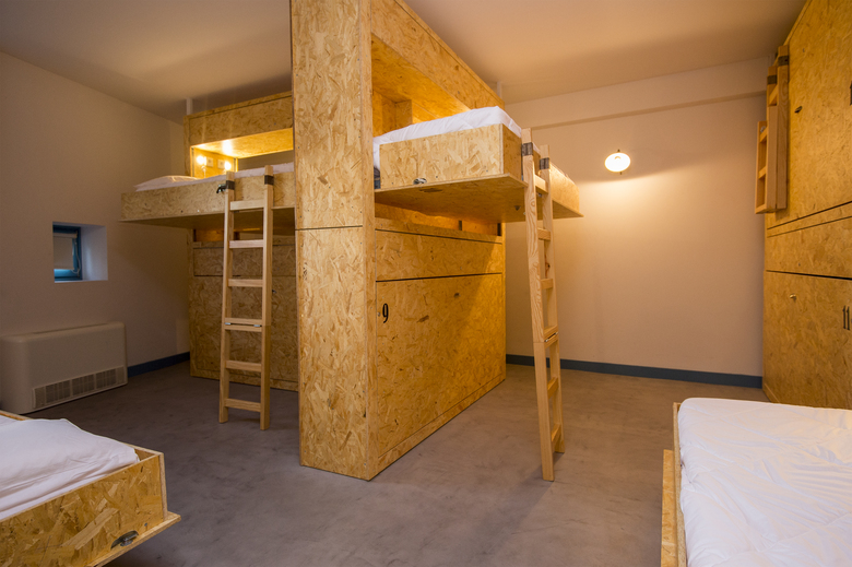 Des Arts Hostel And Suites