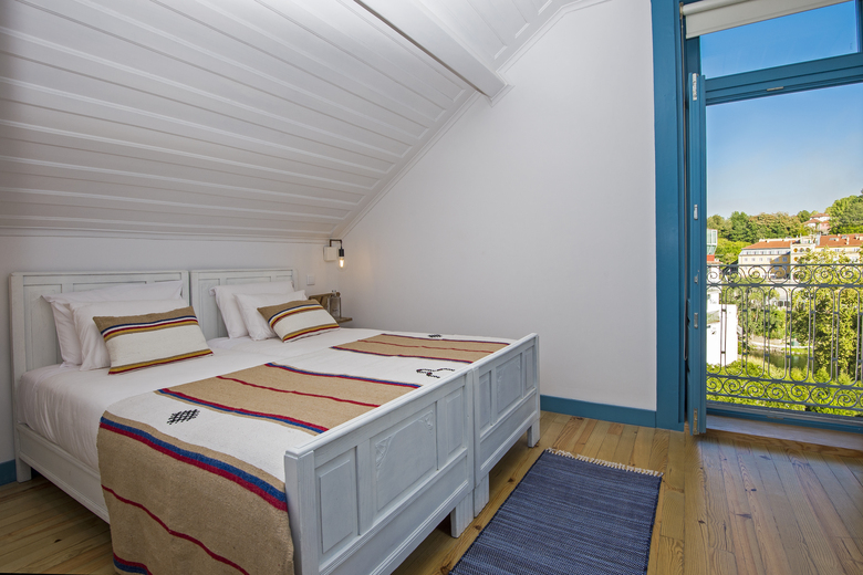 Des Arts Hostel And Suites