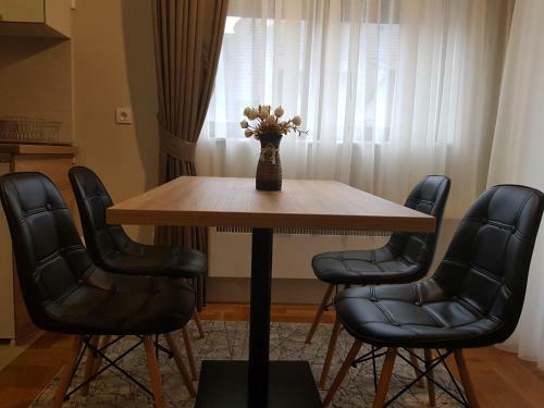 Apartman Zlatna Ru?a