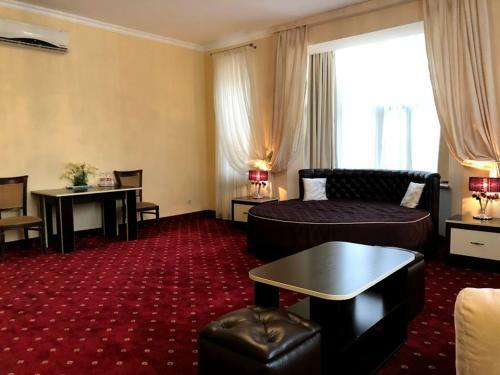 Le Bristol Hotel