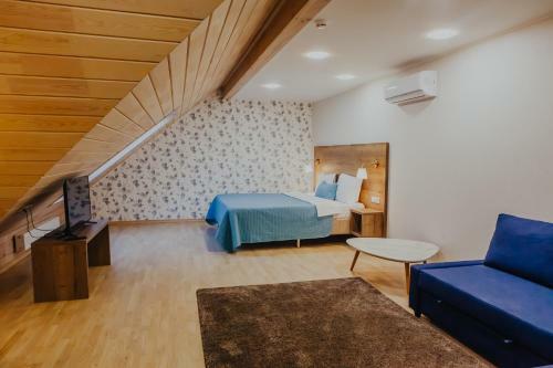 Hotel Ruchii Udachi