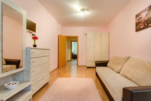 Apartments On Yuzhniy Kvartal 7