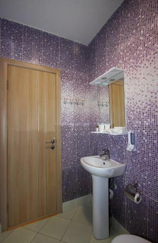 London Apartment Hotel