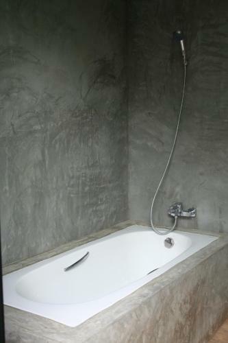 Ban Phraya Lanna Rimnam