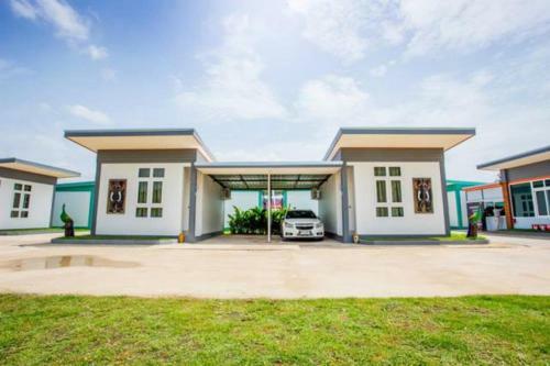 Hotel The Resort Kabinburi