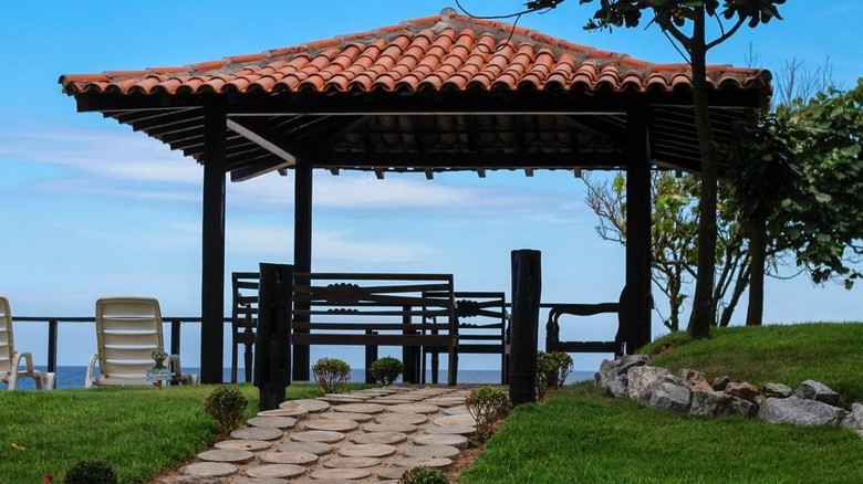 Hostal Deck Dos Tucuns