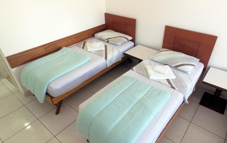 Hostal Deck Dos Tucuns
