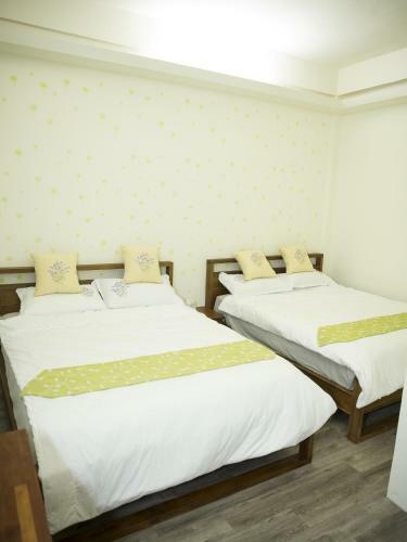 Home & Teak Residence