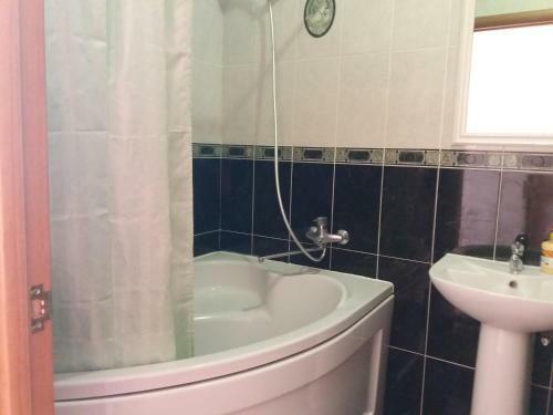 Hostal Gummy Guest House