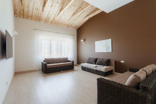 Arcadia Villa Apartments