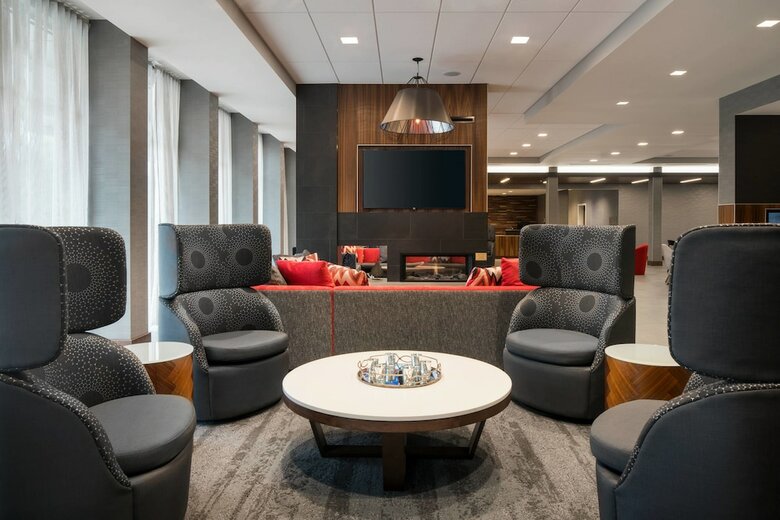 Hotel Courtyard By Marriott Pullman