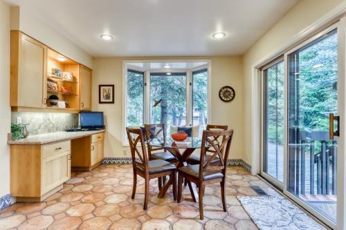 26 Siskin Executive Home