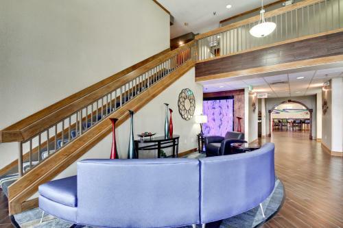 Hotel Holiday Inn Express Marshfield - Springfield Area
