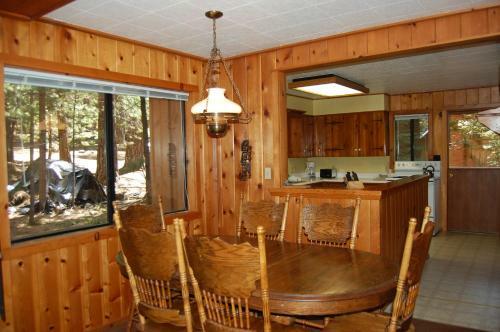 9s Pine Cabin