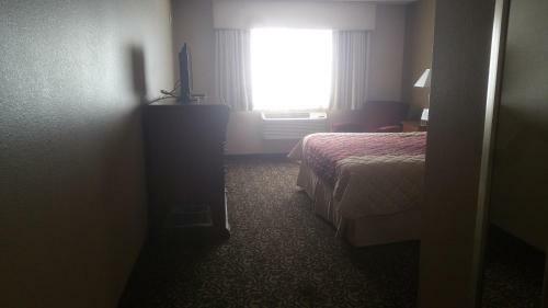 Hotel Canby Inn And Suites