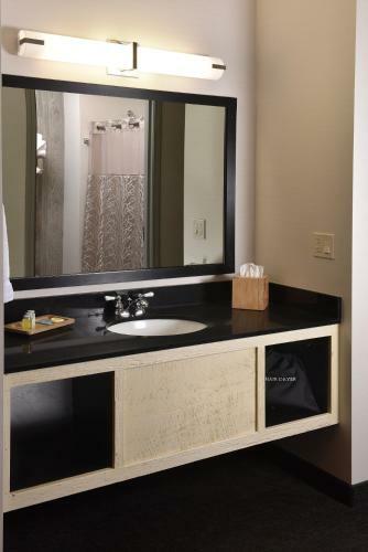 Stoney Creek Hotel & Conference Center - Tulsa
