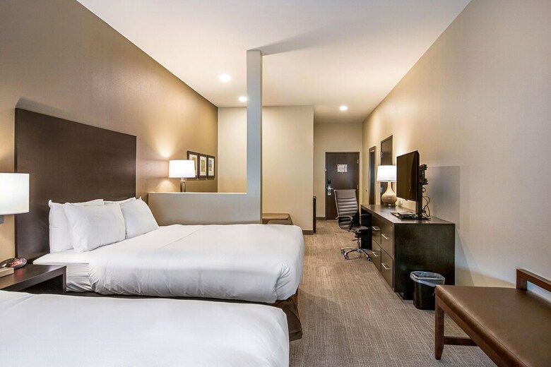 Hotel Comfort Suites