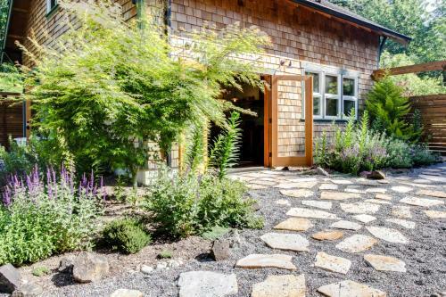 The Artist's Retreat