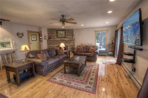 Sundown Lodge Home
