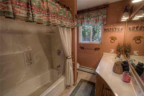 Sundown Lodge Home