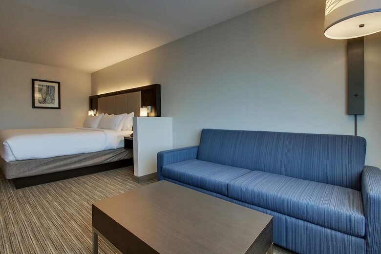 Hotel Holiday Inn Express & Suites - Mount Vernon