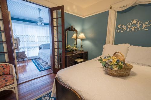 Bed & Breakfast Southern Wind Inn