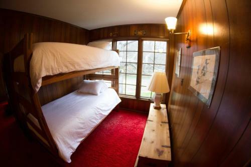 Bed & Breakfast Knapp's Creek Trout Lodge