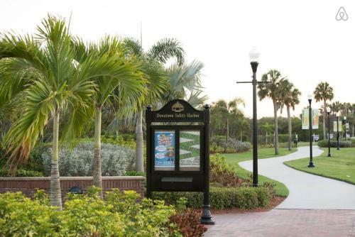 Casa Blue Safety Harbor
