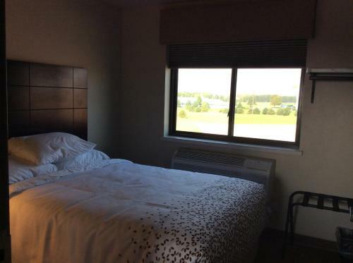 Hotel Scenic Shore Inn