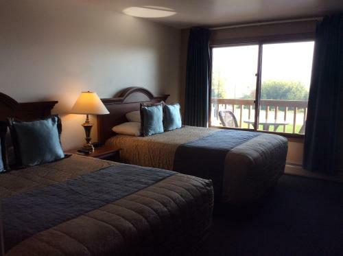 Hotel Scenic Shore Inn