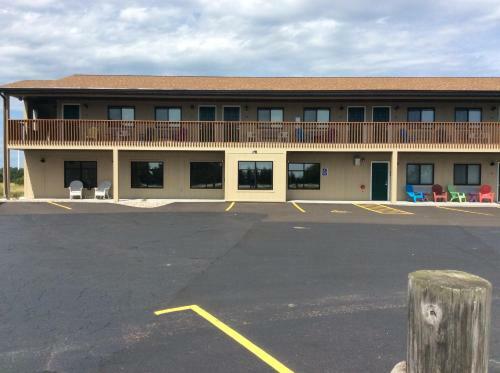 Hotel Scenic Shore Inn