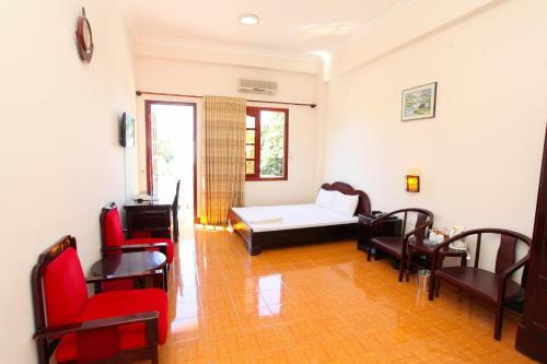 Hotel Kh�ch S?n Ninh Thu?n