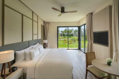 Hotel Melia Ho Tram Beach Resort