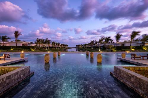 Hotel Melia Ho Tram Beach Resort