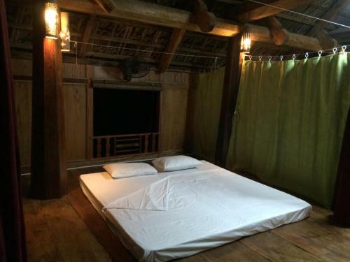 Lodge Mai Chau Palm House
