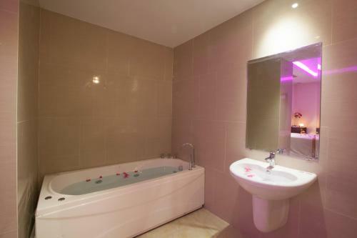 Khanh Linh Hotel