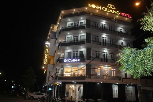 Hotel Minh Quang