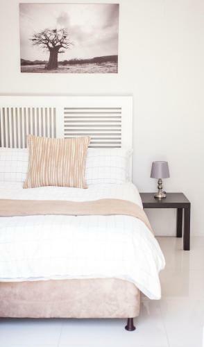 Hostal Julinas Guesthouse