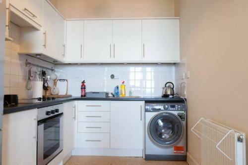 Apartamento 2 Bedroom Flat Sleeps 4 By The Shore