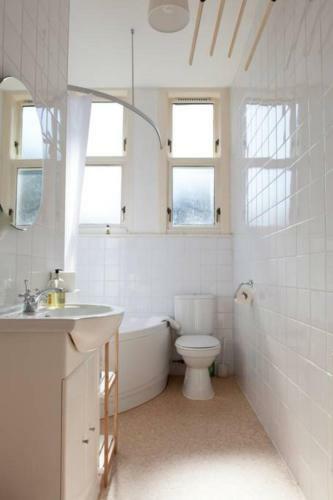 Apartamento 2 Bedroom Flat Sleeps 4 By The Shore