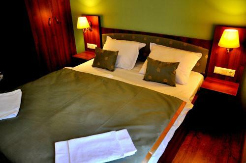 Hotel Forster Vad�szkast�ly �s Sz�lloda