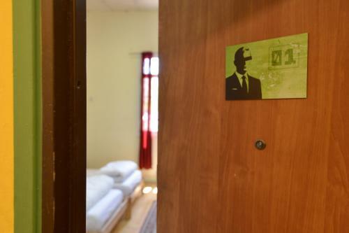 Roger�s Hostel Tel Aviv (age 18-45)