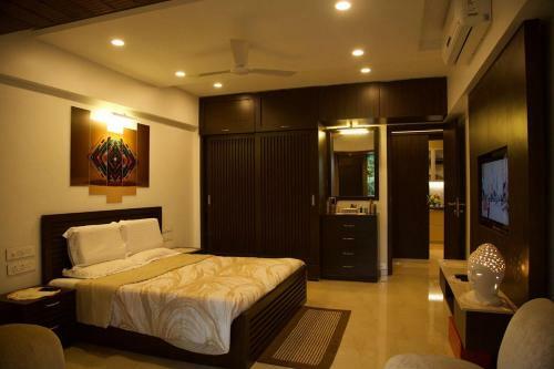 Lavasa Luxury Deck Apartment With View