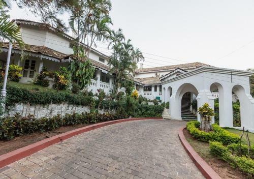 Hotel Mpt Rock End Manor, Pachmarhi
