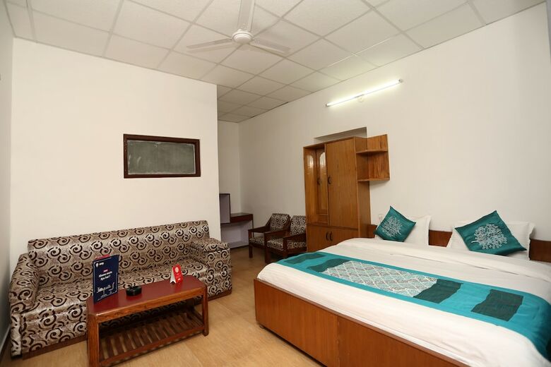 Oyo 8714 Hotel Amar