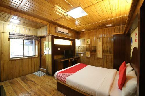 Hotel Green Wood Resort