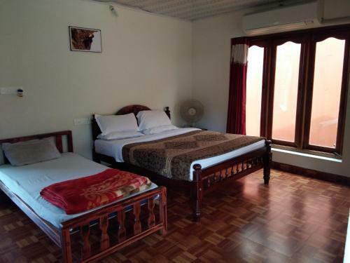 Hotel Misty Woods Resort