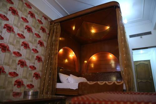 Hotel Narain Continental