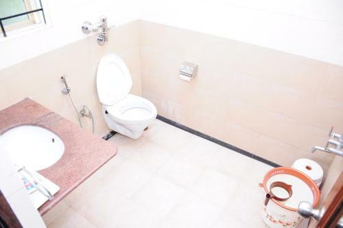 Hotel Pranav International