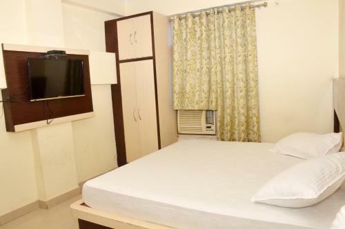 Hotel Nand Residency